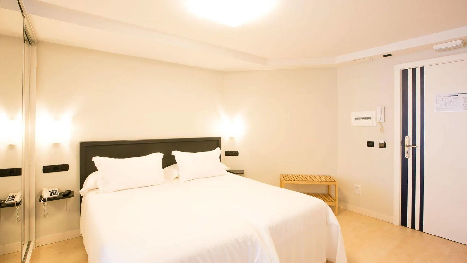 Apartamentos Mundaka 0*,